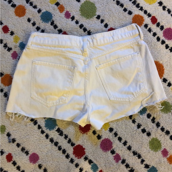 White High Rise Shorts - Picture 2 of 2
